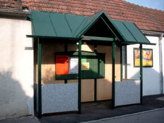 Buswartehäuschen1